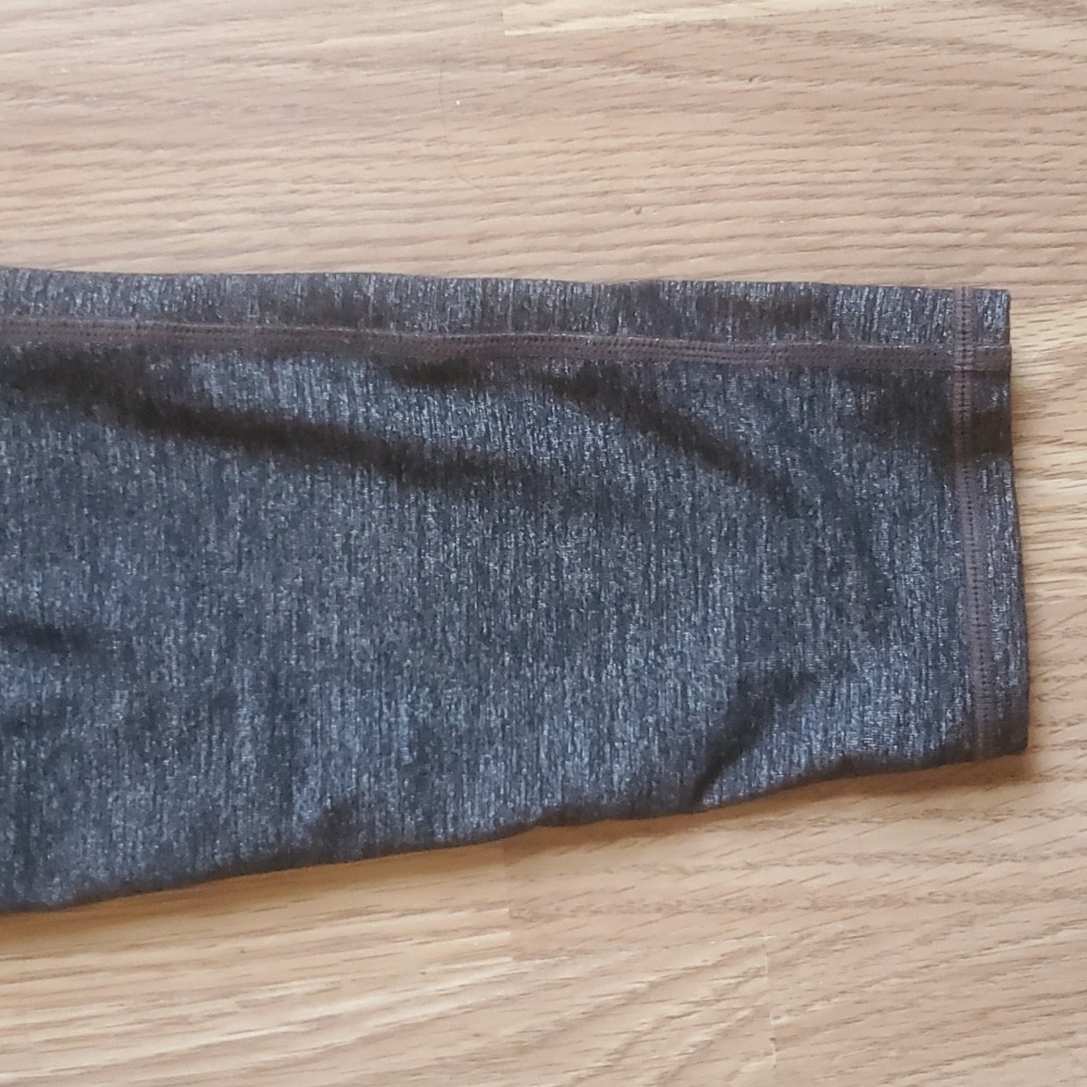 Athleta yoga pants final price - Picture 3 of 7